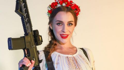 Джозефіна Джексон розплакалася просто на камеру. Що засмутило зірку кіно для дорослих