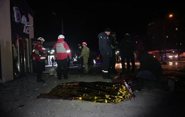 Россияне ударили дроном по Запорожью: погибли два человека, есть пострадавшие (фото)