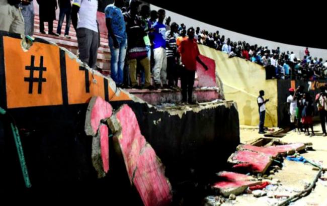 На Мадагаскаре из-за давки на стадионе погиб человек, более 30 получили травмы