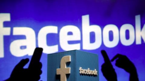 В работе Facebook произошел масштабный сбой