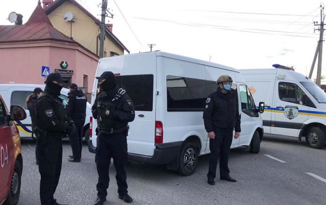 Львівська поліція затримала зловмисника, який погрожував підірвати гранату