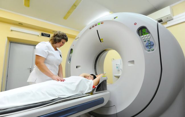 (Не)прозрачные закупки: как в Украине покупают китайские томографы по завышенным ценам