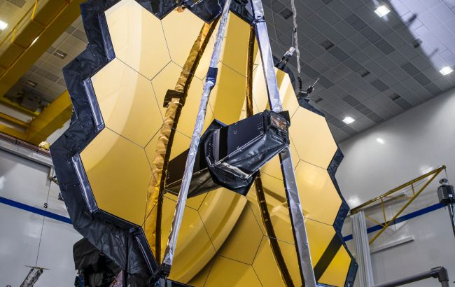 Телескоп James Webb сделал новый впечатляющий кадр Столпов творения