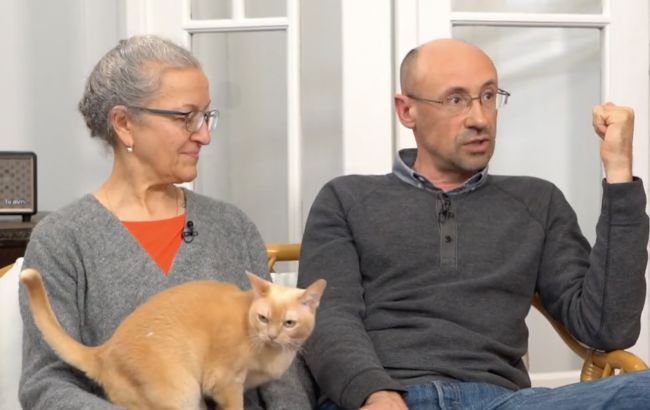 "К спасению кошки из Мариуполя присоединились 100 людей": новая история в музее "Голоса мирных"