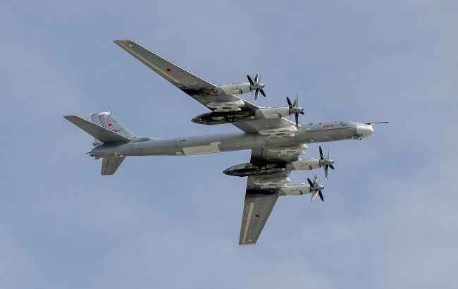 Атака дронов на аэродромы РФ. Россия могла потерять 5% всех Ту-95, - ISW