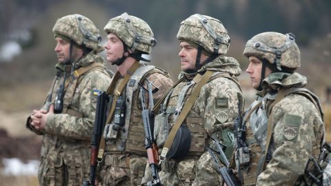 В РФ заявляют о продвижении под Часовом Яром, но линия фронта не изменилась: карты ISW