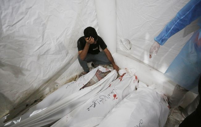 В результате удара по лагерю для беженцев в Газе погибли 13 человек, большинство из них дети, - CNN