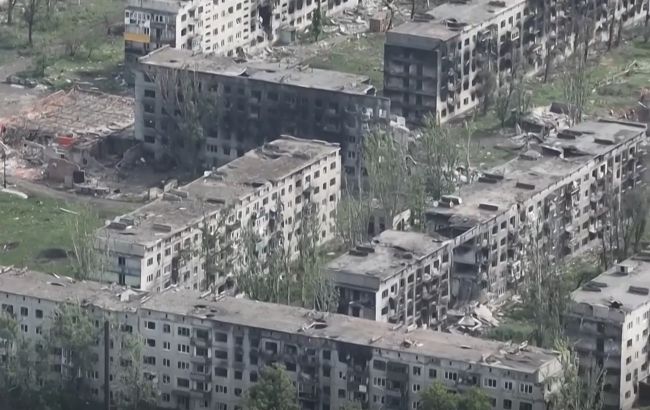 Як виглядає Часів Яр після російських ударів: кадри з дрона показали масштабні руйнування