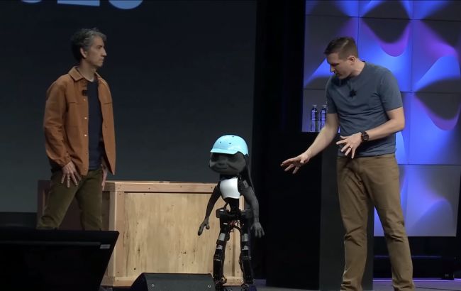 Disney представила робота-кролика, выполняющего трюки на роликовых коньках (видео)