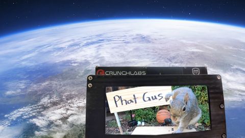 Колишній співробітник NASA розробив супутник для космічних "селфі" із Землею: як зробити фото