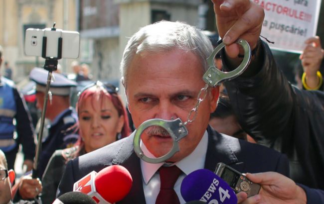 В Румынии оставили в силе тюремный приговор лидеру руководящей партии