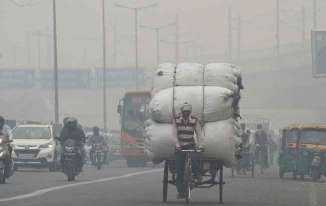 В столице Индии люди задыхаются от токсического смога