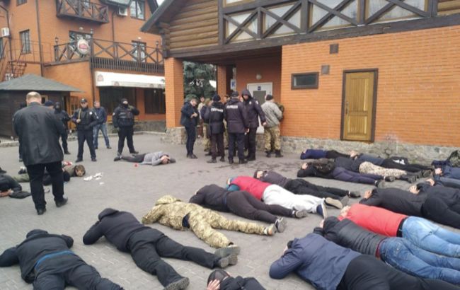 В Киевской области полиция пресекла рейдерский захват аграрного кооператива