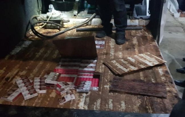 В Закарпатській обл. виявили контрабанду понад 7 тис. пачок сигарет