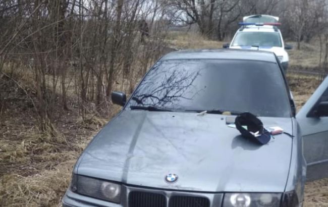 В Днепропетровской обл. водитель бросил гранату в полицейских