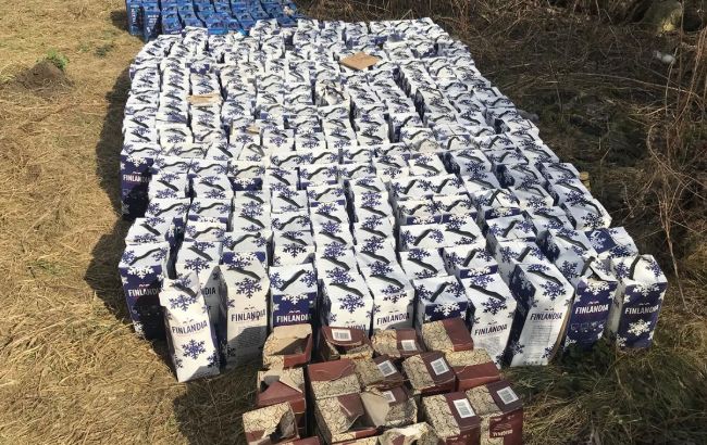 В Вінницькій обл. правоохоронці вилучили понад тонну контрафактного алкоголю
