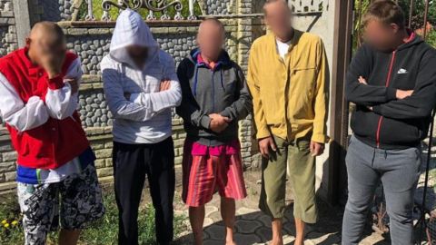 В Донецкой обл. в трудовом рабстве удерживали 100 человек