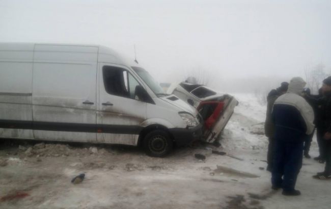 В Харьковской обл. произошло ДТП с микроавтобусом, есть жертвы