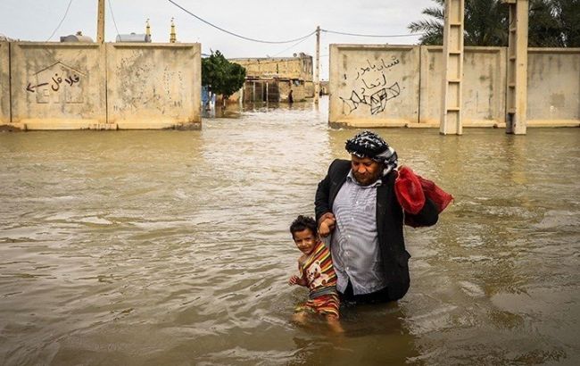В Иране из-за угрозы новых наводнений эвакуируют людей