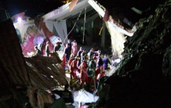 У Перу обвалилася стіна готелю, загинули понад 10 осіб