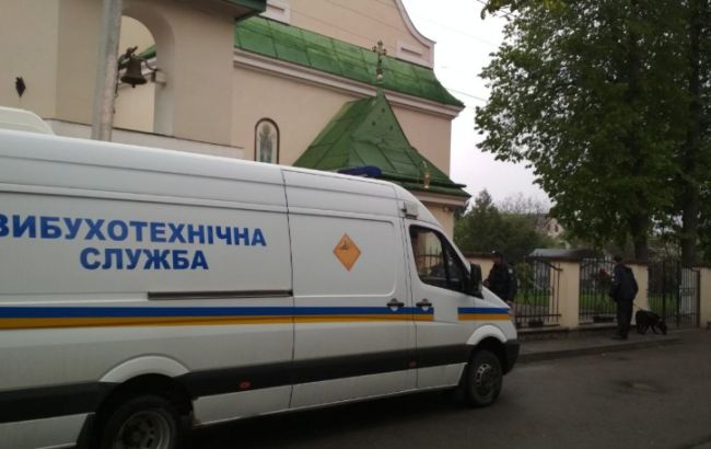 У Львові поліція перевіряла інформацію про замінування храмів у центрі міста
