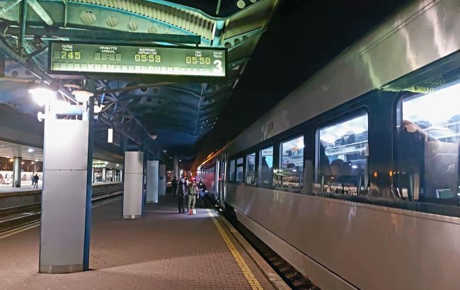 В Одесской области из-за обстрелов изменено движение поездов: какие рейсы отменили