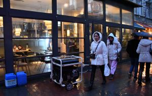 До весни у Києві можуть закритися 20% закладів: як ресторани виживають без світла