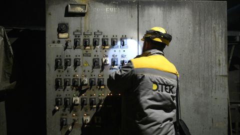 РФ вдарила по енергетиці: на Чернігівщині близько 100 тисяч абонентів без світла