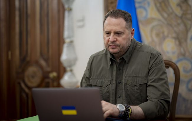 Пока в закрытом формате. Ермак сказал, когда будут первые драфты гарантий для Украины