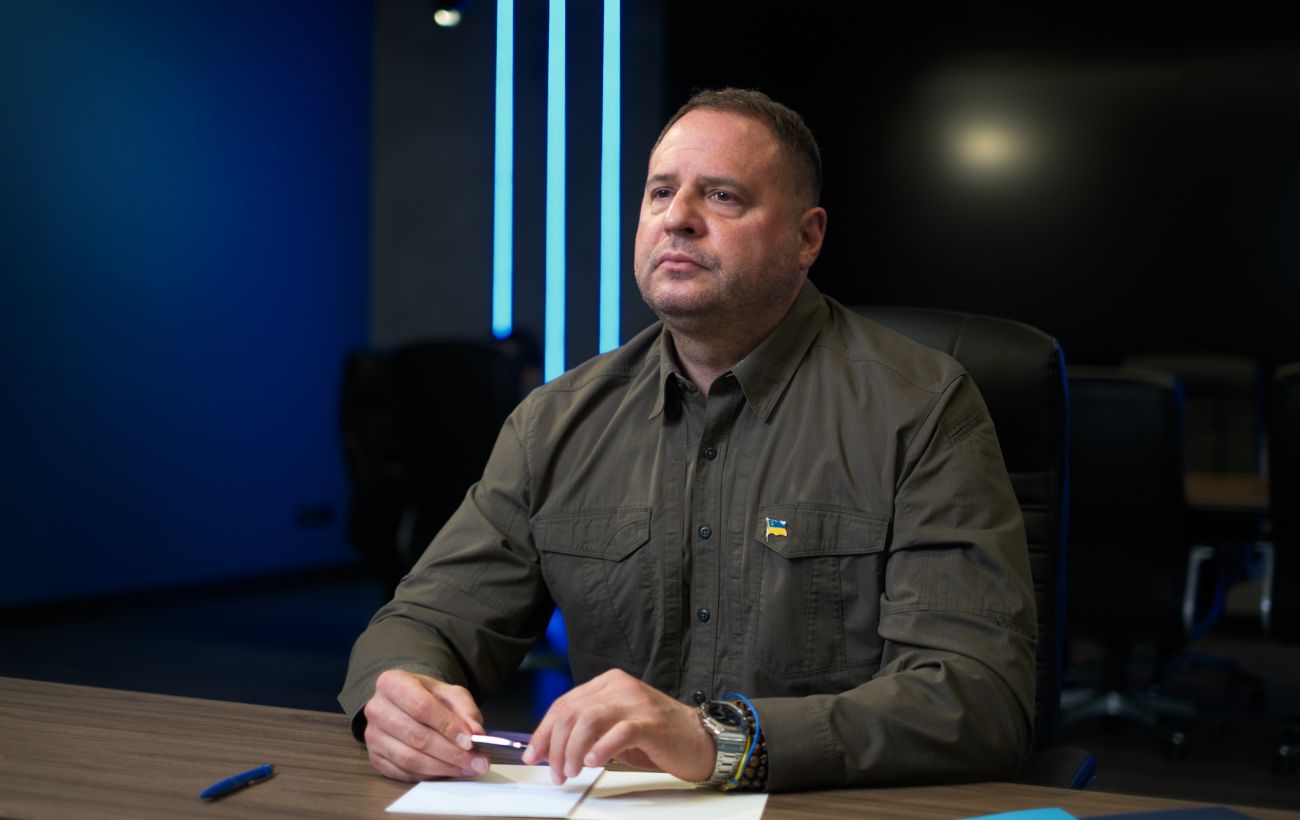 Хотів "продати посаду" в ОП за 100 тисяч доларів: затримано псевдо-родича Єрмака