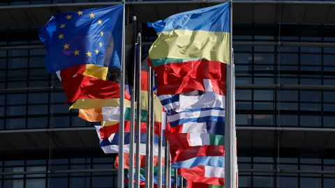 Сейм Латвии поддержал начало переговоров с Украиной и Молдовой о вступлении в ЕС