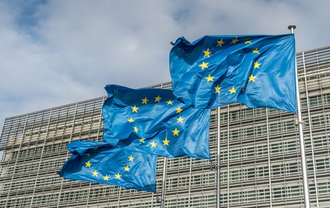 Єврокомісія розповіла, коли Україна отримає другий транш допомоги від ЄС