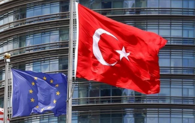 Евросоюз приостанавливает контакты с Турцией на высшем уровне