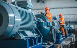 Вода за графіком і мобільні водокачки: що може чекати на українців після літніх обстрілів