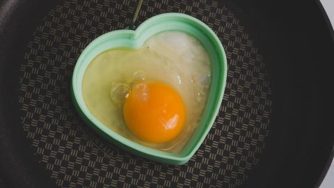 Яйця знижують холестерин. Нове дослідження руйнує багатовічні переконання українців