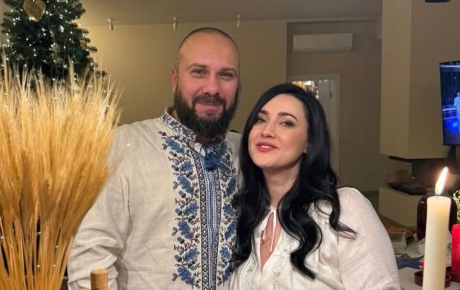 Соломія Вітвіцька показала парний "лук" з нареченим у стильних вишиванках