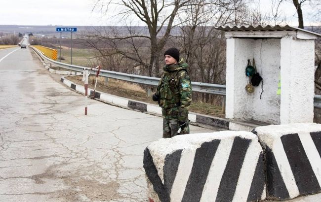 В Приднестровье заявили о стрельбе возле арсеналов на границе с Украиной