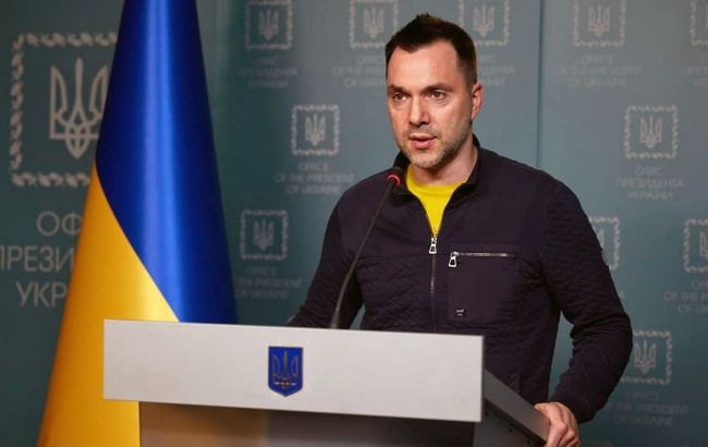 "Резервная мобилизация": Арестович рассказал, сколько еще можно призвать украинцев в ряды ВСУ