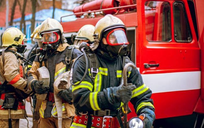 Вибухи у Запоріжжі та пожежа у Львові: що відомо про наслідки нічної повітряної атаки