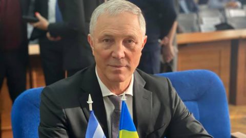 Колаборантів у Херсоні та Мелітополі відсторонили від влади, - ЦНС