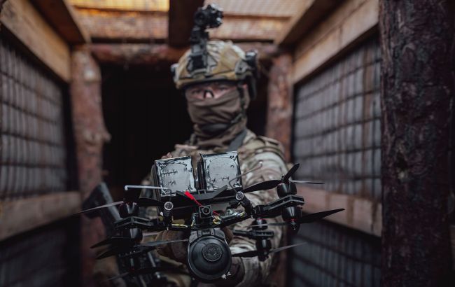 СБУ пробила "парасольку" російського ППО у Криму та уразила три бойові кораблі (фото)