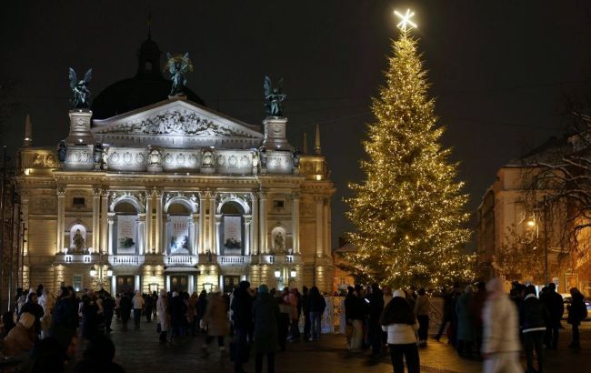 Ватры и коляда. Как будут праздновать Рождество во Львове: основные события