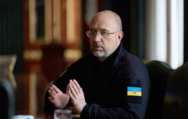 Понад 300 АЗС в Україні зруйновані або уражені за пів року, - Шмигаль