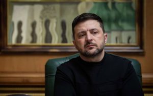 Зеленський досі не підписав "податок на OLX". У Мінфіні пояснили причину