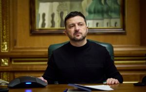 Розкрито зарплату та інші доходи: скільки Зеленський заробив у 2025 році