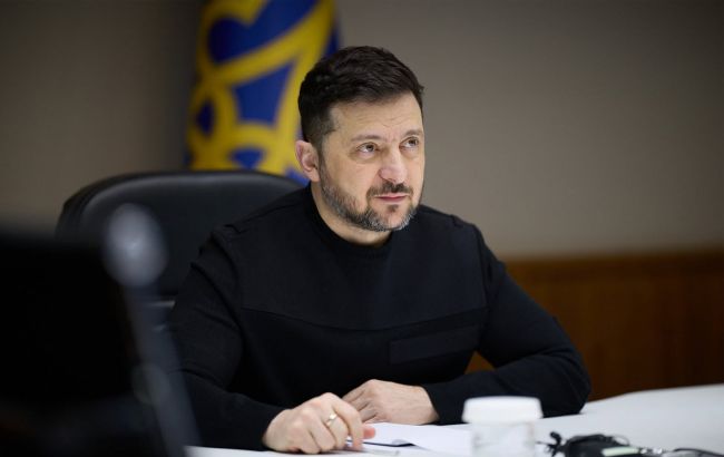 Зеленский поручил подготовить специальную санкционную операцию против РФ