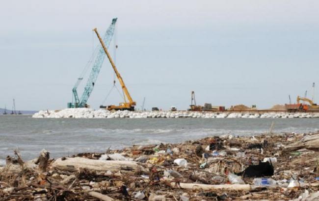 РФ перенесла на рік відкриття залізничного мосту в Крим