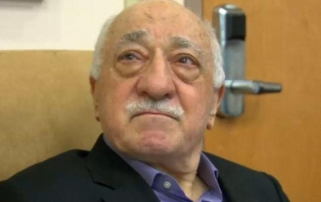 Гюлен прокоментував рішення турецького суду про його заочний арешт