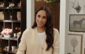 Меган Маркл підкорила різдвяним фото з дітьми: як зараз виглядають Арчі та Лілібет