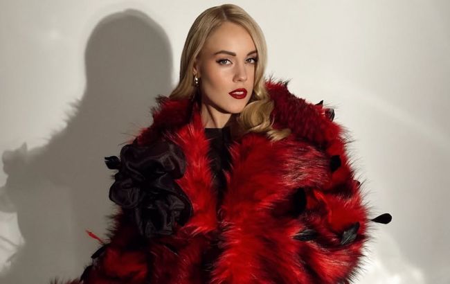 "Кросівки з 2017 року": що носить Олена Тополя і скільки коштує її "лук"